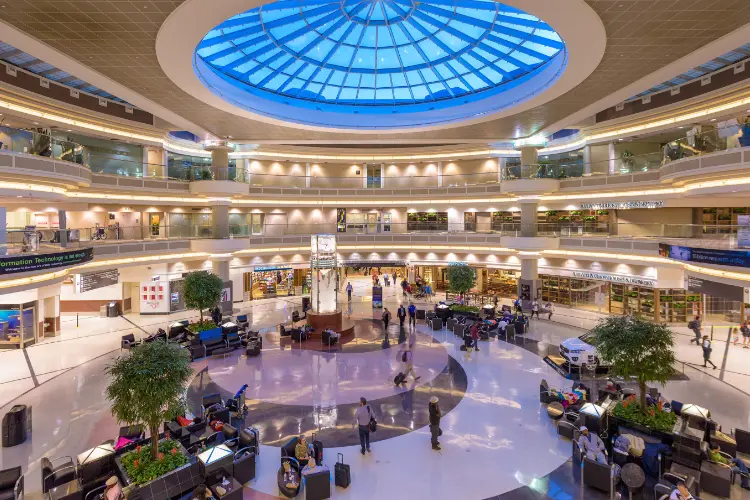 Atlanta International Airport (ATL) indoor amenities